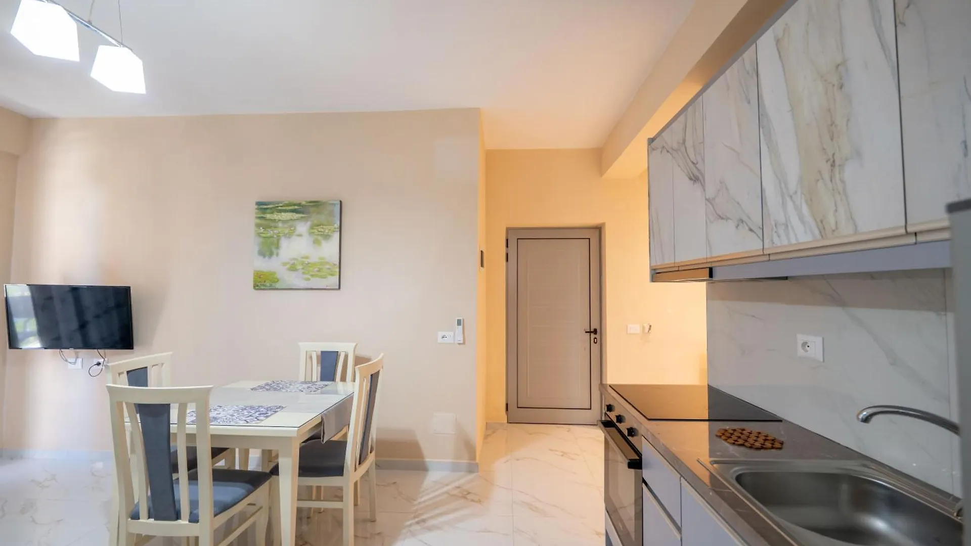 Relaxing Apartment Near The Beach Sarandë
